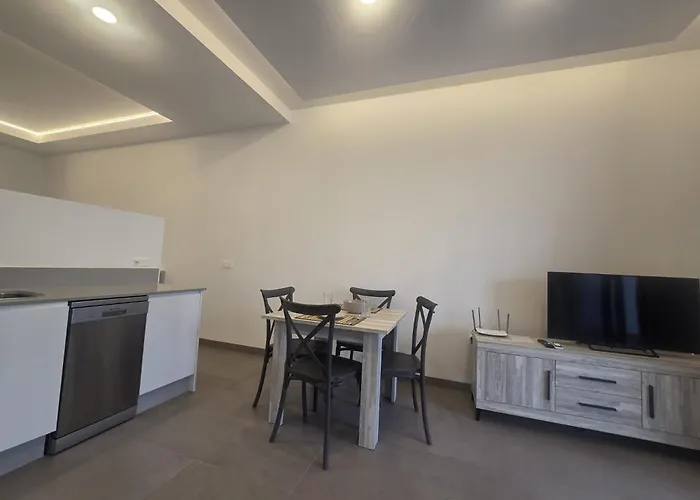 Virgen De La Luz コニル・デ・ラ・フロンテラ