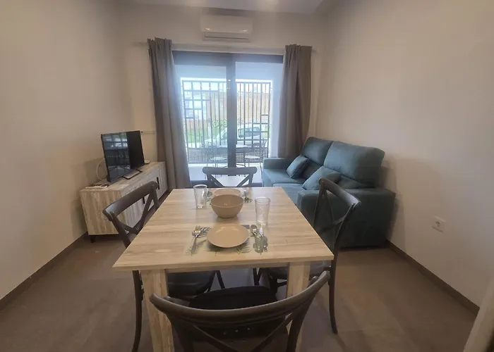 Virgen De La Luz コニル・デ・ラ・フロンテラ